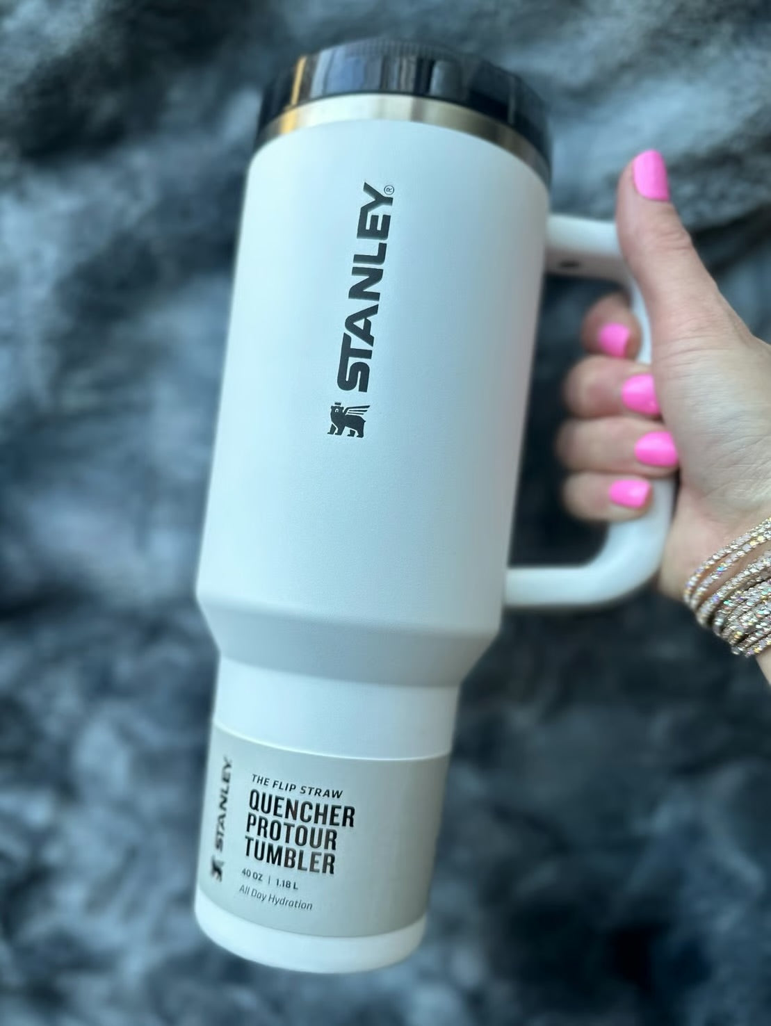 STANLEY - THE QUENCHER PROTOUR FLIP STRAW TUMBLER | 40oz